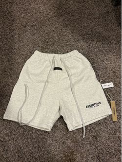 Essentials Shorts Cream