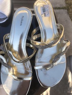 Women's shoes