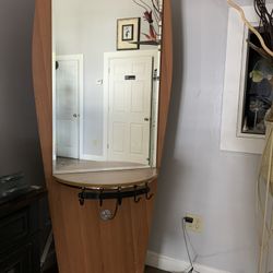 Salon Station
