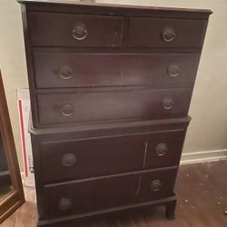 Free Dresser for Pick Up