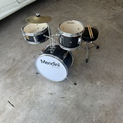 Children’s Drum Set