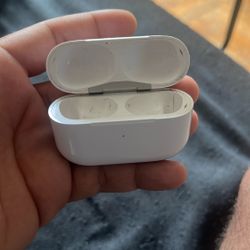 AirPod Pro 2 Case 40$