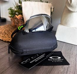 New Oakleys  Box, Pouch Cloth All Included