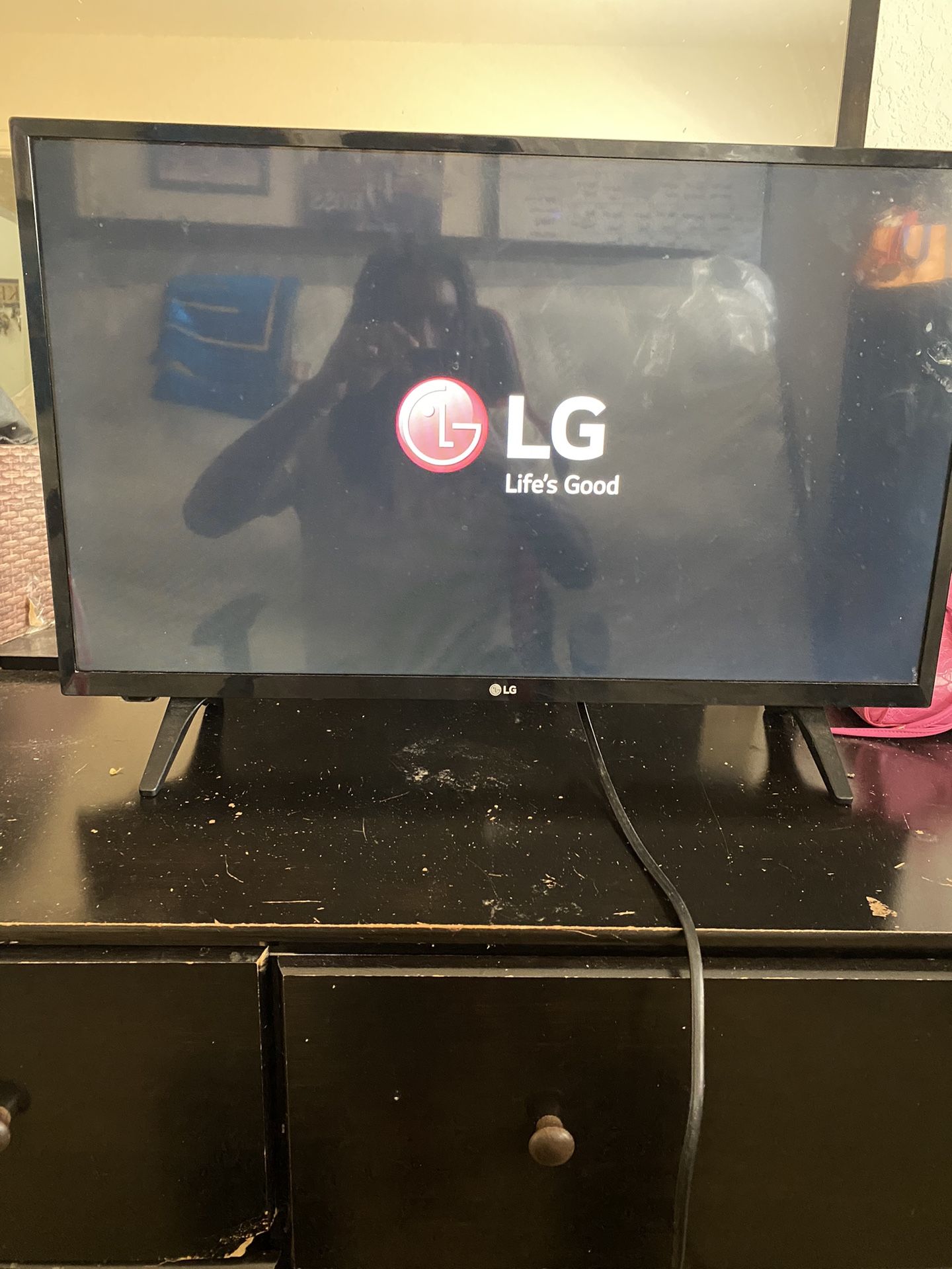 LG 32 Inch TV
