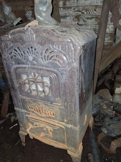 Antique Cast Iron Wood Burning Stove