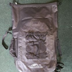 Grundens Run Runner Bag
