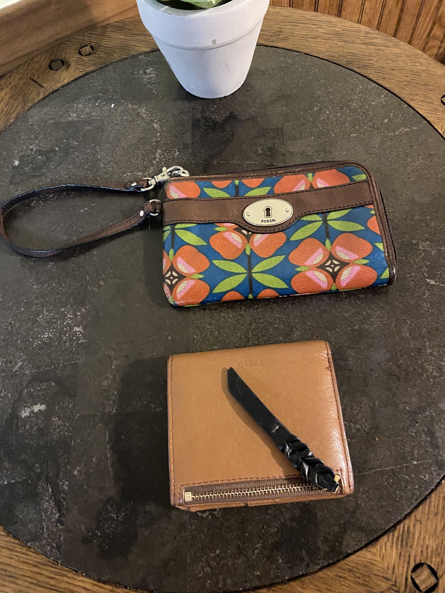 Fossil Wristlet