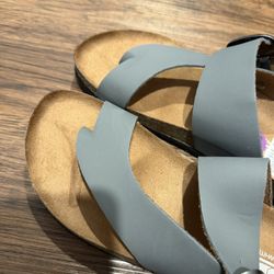 Women’s Sandals
