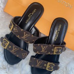 Designers sandals LV