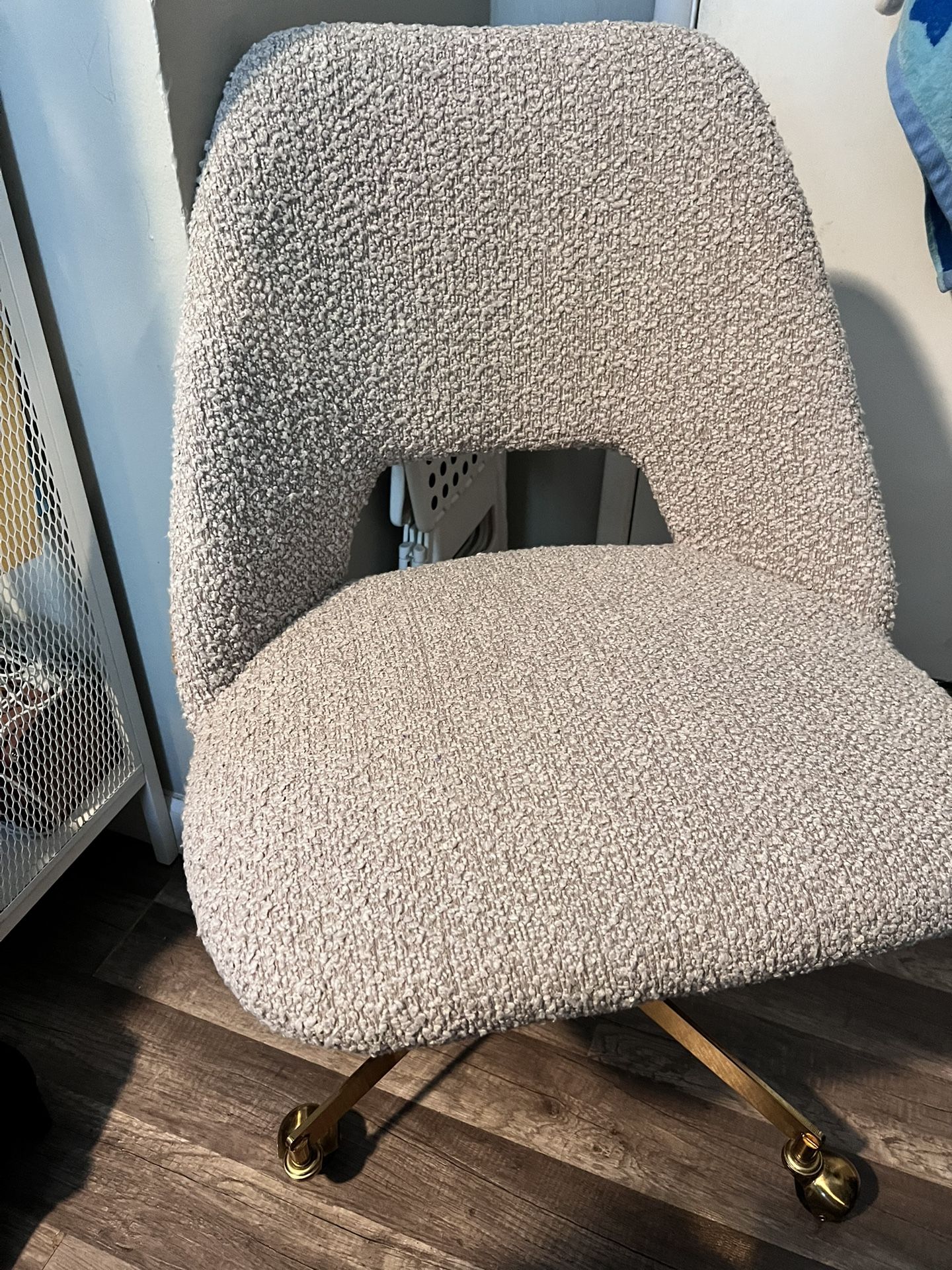 Vanity/ Desk Chair