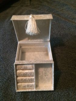 New white small Jewelry box