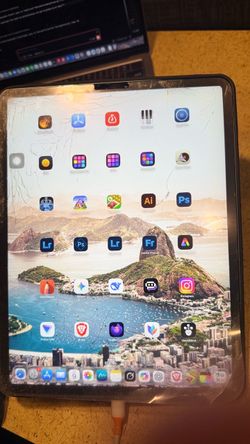 iPad Pro 12.9" (3rd Generation) - 512GB - Cellular + Wi-Fi (Unlocked)