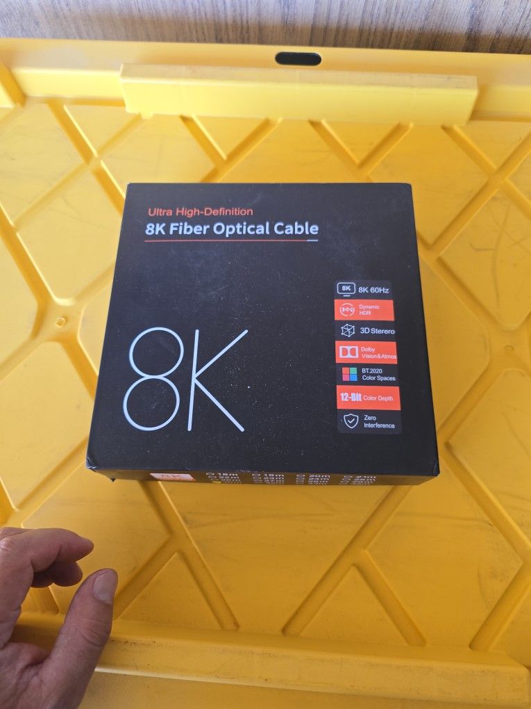 8k Fiber Optical Cable