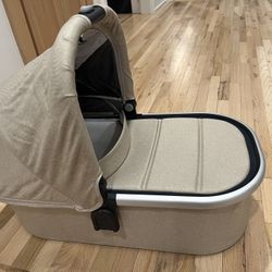 UppaBaby Newborn Bassinet Carrier 