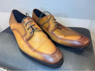 Men’s shoes
