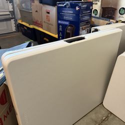 6 Ft Folding Table