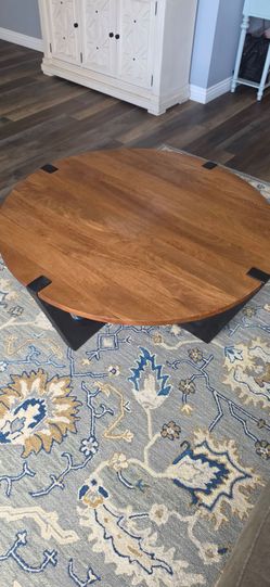 Ashleys furniture coffee table