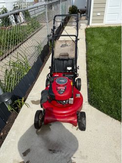 CRAFTSMAN SELF PROPELLED LAWNMOWER WITH REAR BAG. $150.00  OR BEST OFFER.