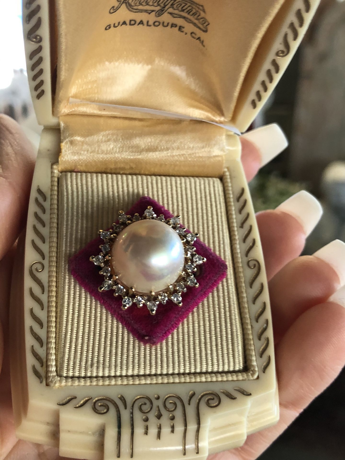 14K gold Mabe pearl natural diamonds ring