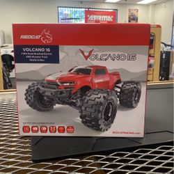 REDCAT Volcano 16 1/16 Brushed Monster Truck.
