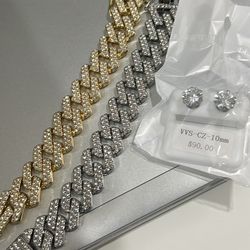 18k Carat Gold And Sliver + Earrings Silver