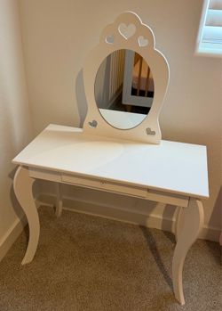 Used Kid Vanity