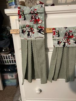 Christmas Penguin Hanging Kitchen Towels Set of 2