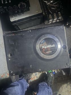 Sony bass amp