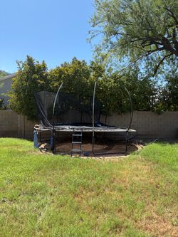 Free trampoline