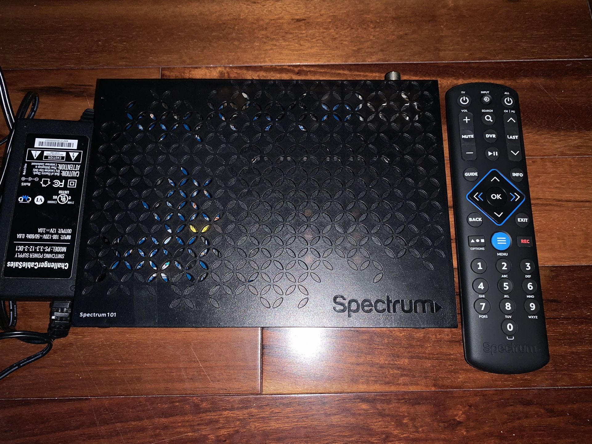 Spectrum 101t Box Cable Modem W/ Power Adapter for Sale in Lutz, FL