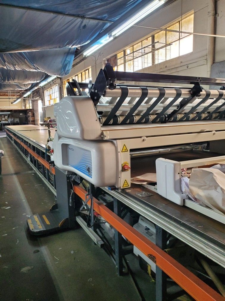 Maquina Automatica Tendedora De Telas