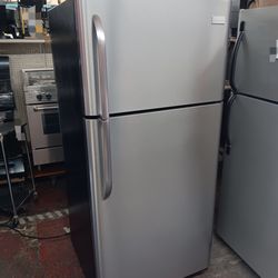 Kenmore top freezer refrigerator 30-inch