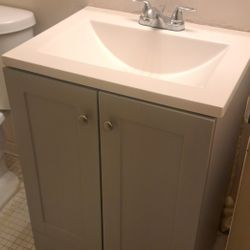 24in Bathroom Vanity - Gray