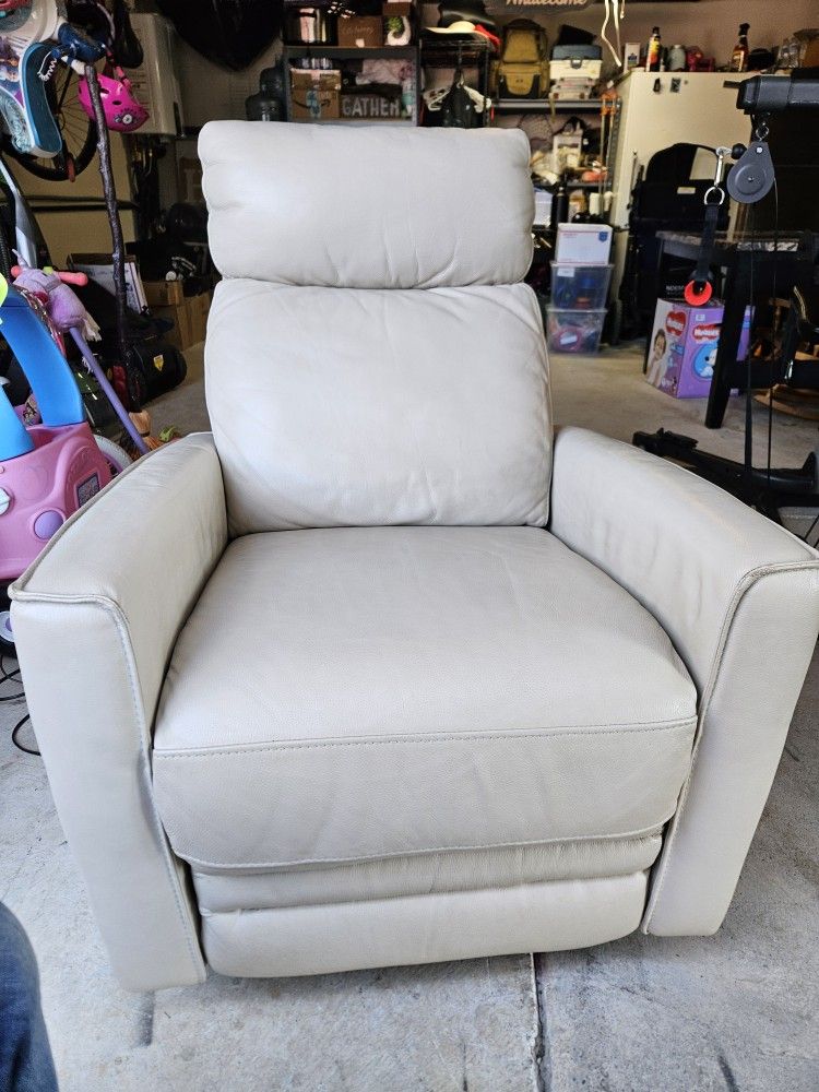 Violino Power Reclining Chair