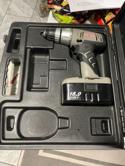 Caftsman drill with battery and box