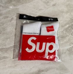 Supreme socks