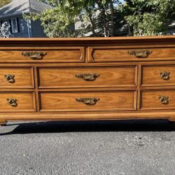 Mid Century 8 Drawer Dresser/Credenza/Media Center Heritage.