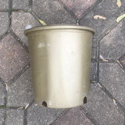 Gardening Plastic Pots 