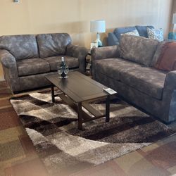 Clearance Sofa an Loveseat 