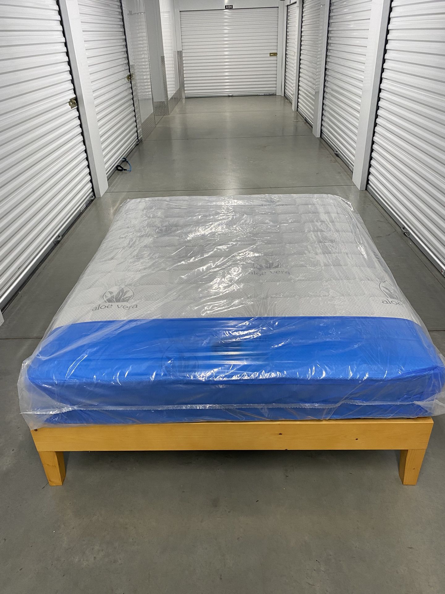 Queen Bed Frame With Mattress