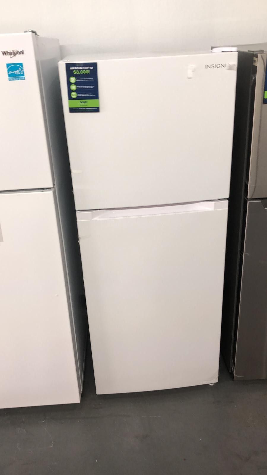 New Insignia Top Freezer Refrigerator - White / Different capacities Available