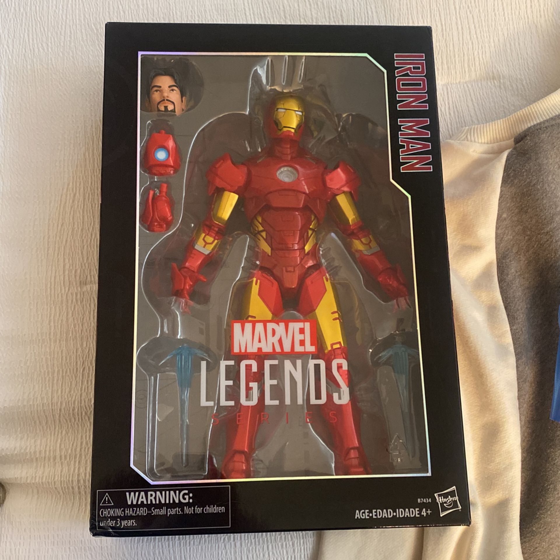 Brand New marvel legend Series Iron Man 