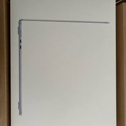 2025 MacBook Air 256gb M4