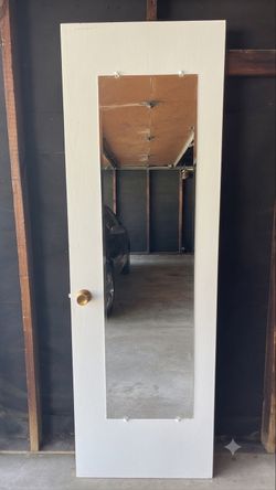 80” H x 26” W Door with Mirror & Knob
