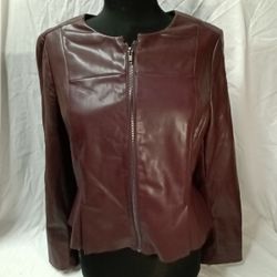 Worthington Petite Sz 8P Faux Leather  Short Jacket Burgundy Zip Longsleeve NWT