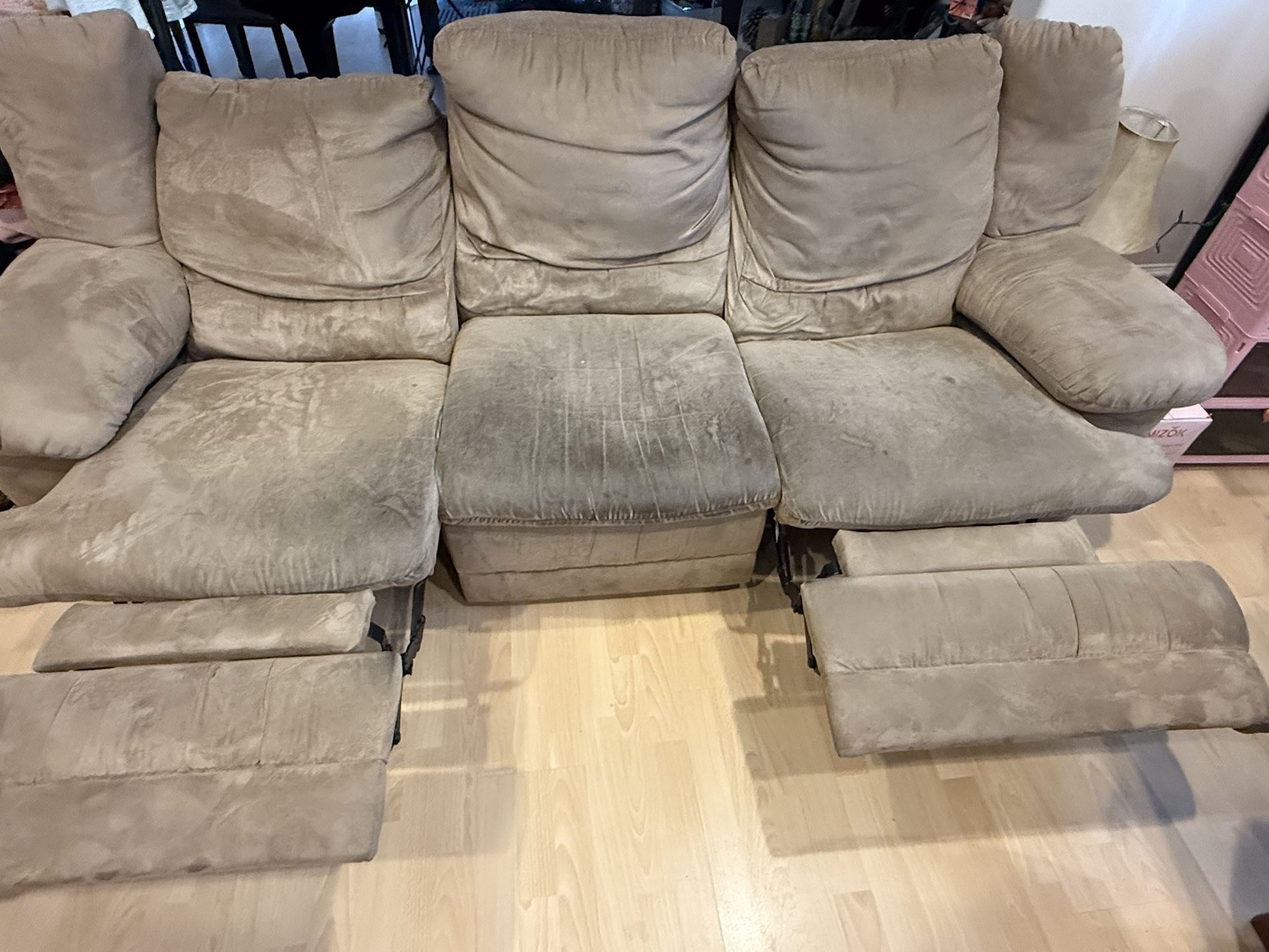 Reclining Sofa