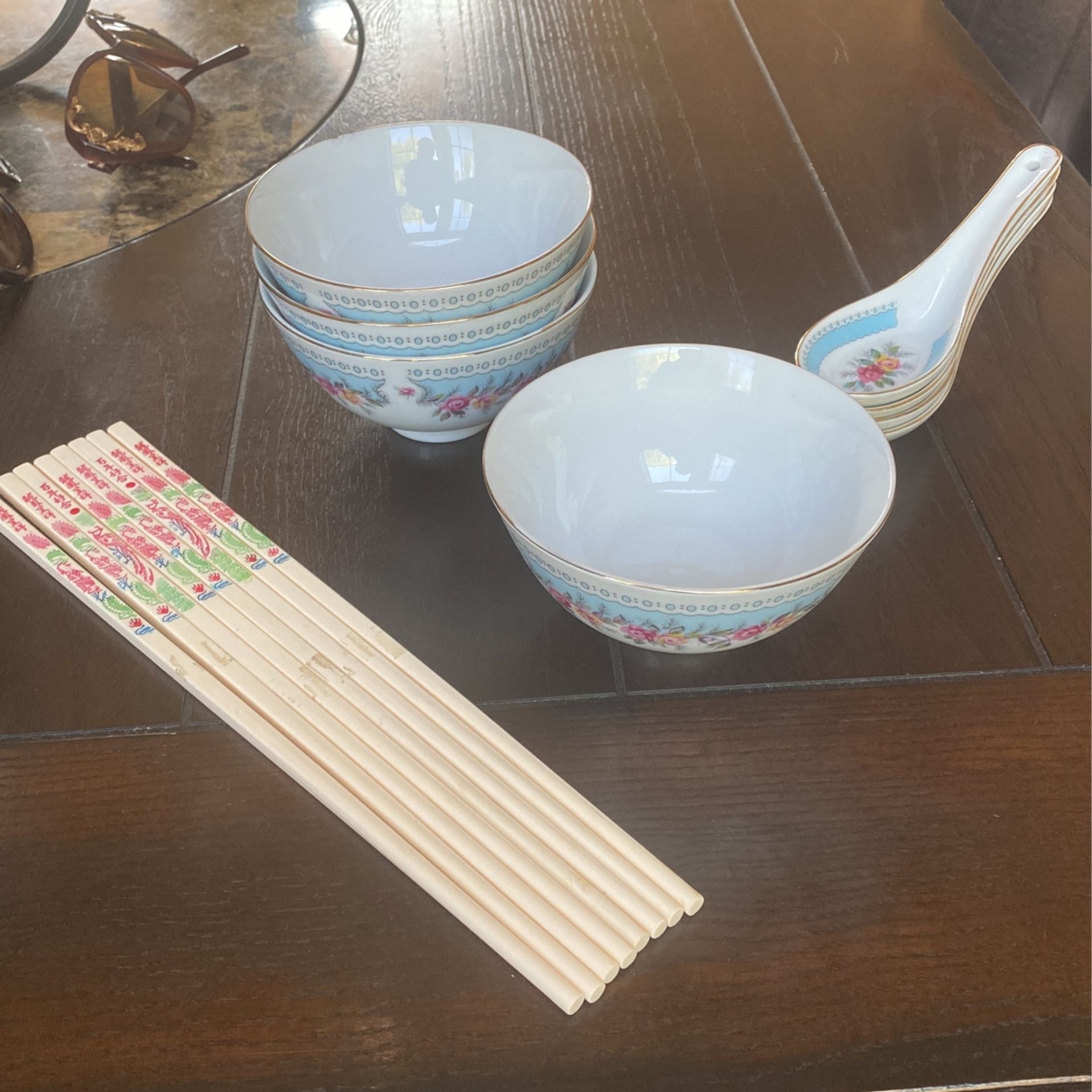 4 Porcelain Soup Bowls 