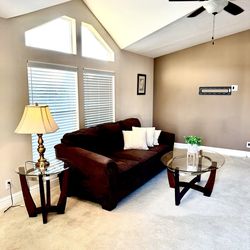 4 pcs , sofa, lamp, end table, coffee table!