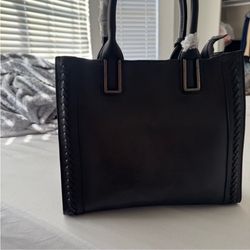 NWT LEATHER PURSE 