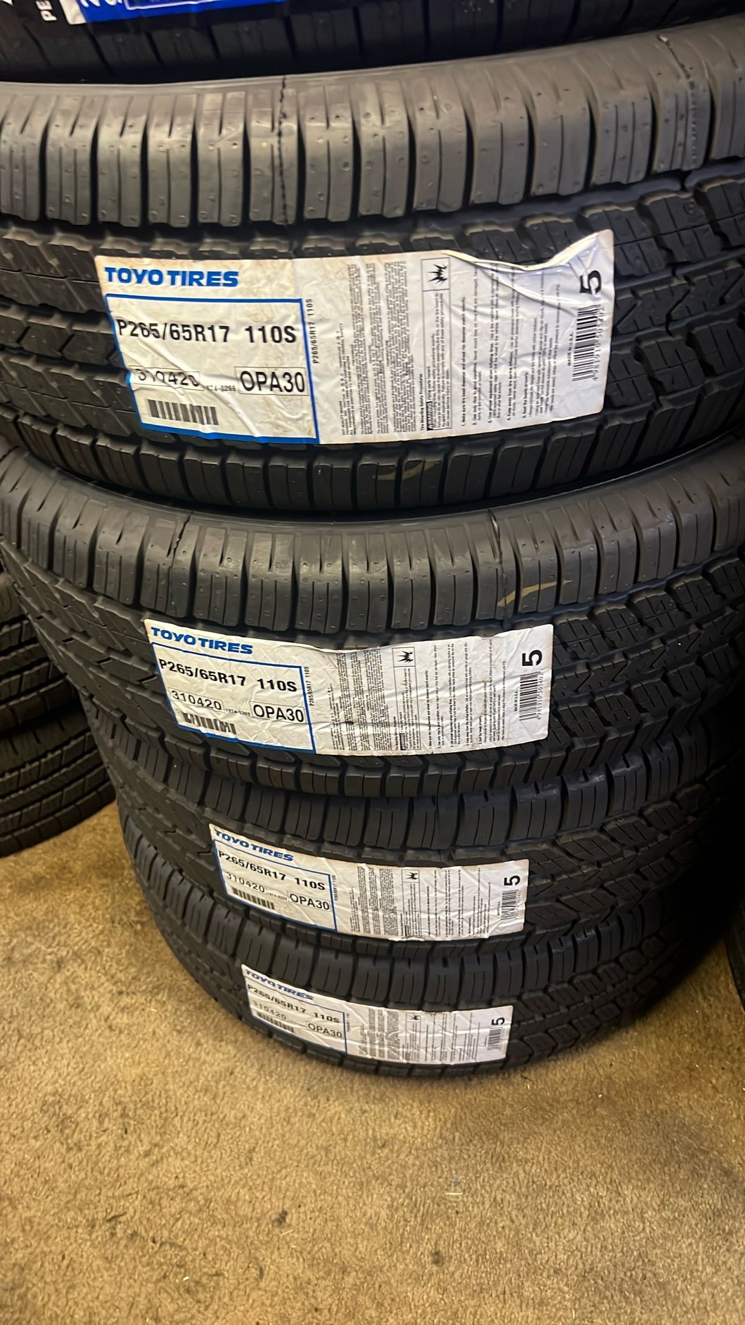 265/65/17 Toyo Tires